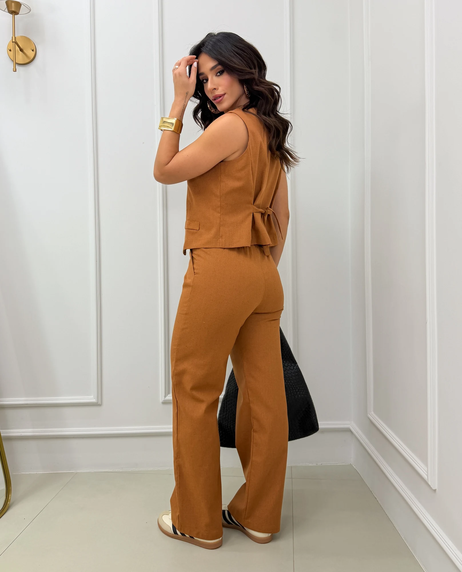 Calça de Alfaiataria Shizue — Enquadramento 4